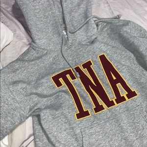 oversized tna hoodie